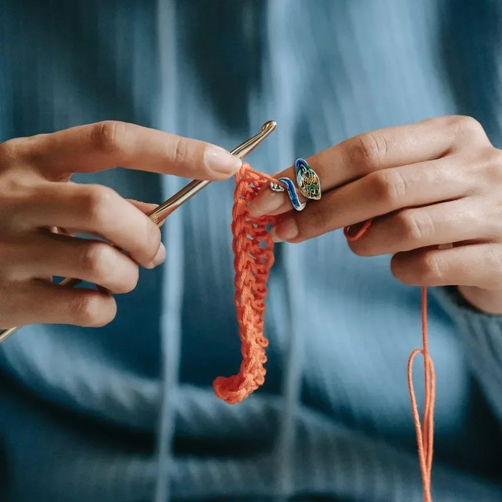 Adjustable Crochet Tension Ring For Beginners Cat Themed Yarn Guide Ring