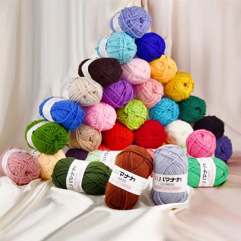 Milk Cotton Yarn 4 Ply Anti Pilling 25g Soft Knitting Yarn For Crochet Scarves