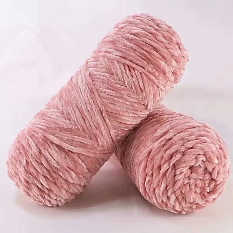 Fil de polyester velours 100g 130m Chenille peluche Amigurumi pour Tricot Dauphin
