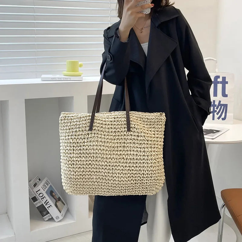 Womens Handbag Rattan Woven Straw Shoulder Bag Large Capacity Summer Beach Bag