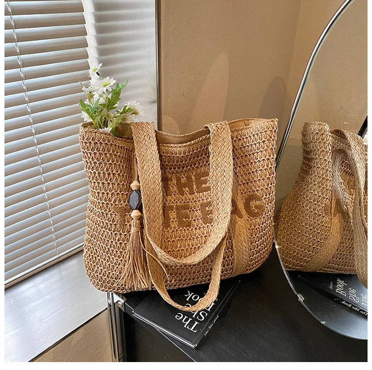 French Style Large Capacity Woven Straw Shoulder Bag For Women Beach Vacation