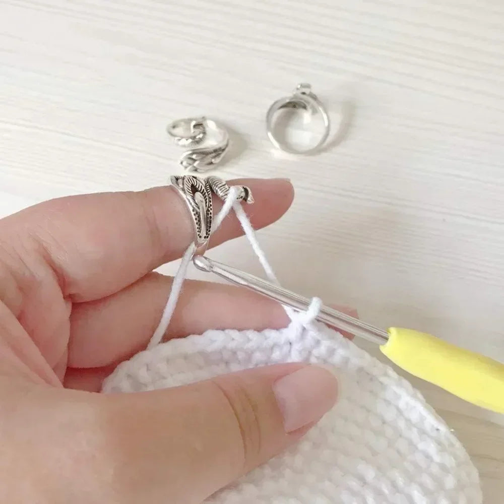 Adjustable Crochet Tension Ring For Beginners Cat Themed Yarn Guide Ring