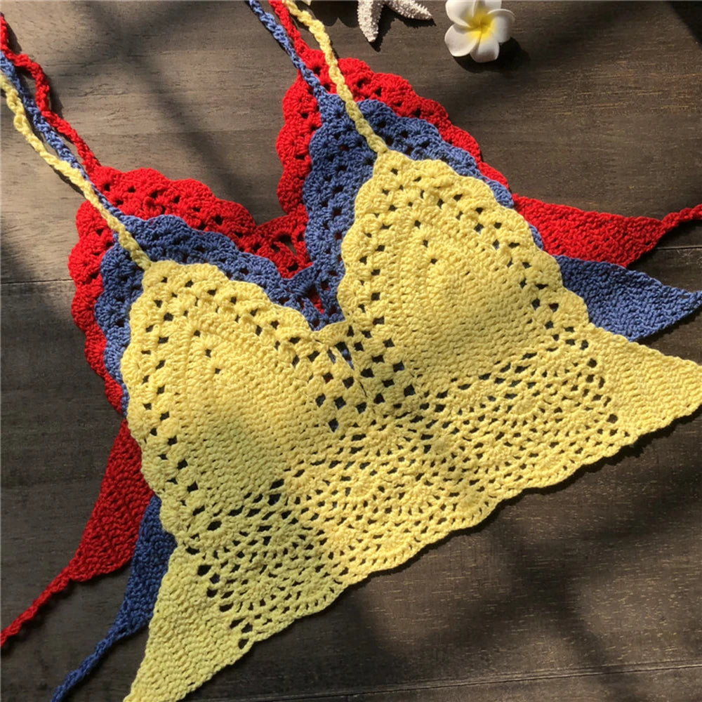 Haut court en crochet à col licou, brassière tricotée, dos nu, bikini, tenue de plage bohème