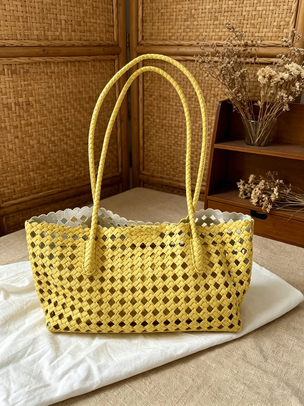 Elegant 2026 Vacation Basket Bag Hollow Out Shoulder Tote Handbag Unisex