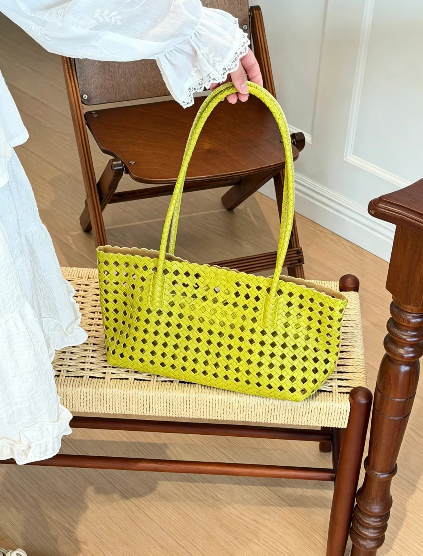 Elegant 2026 Vacation Basket Bag Hollow Out Shoulder Tote Handbag Unisex