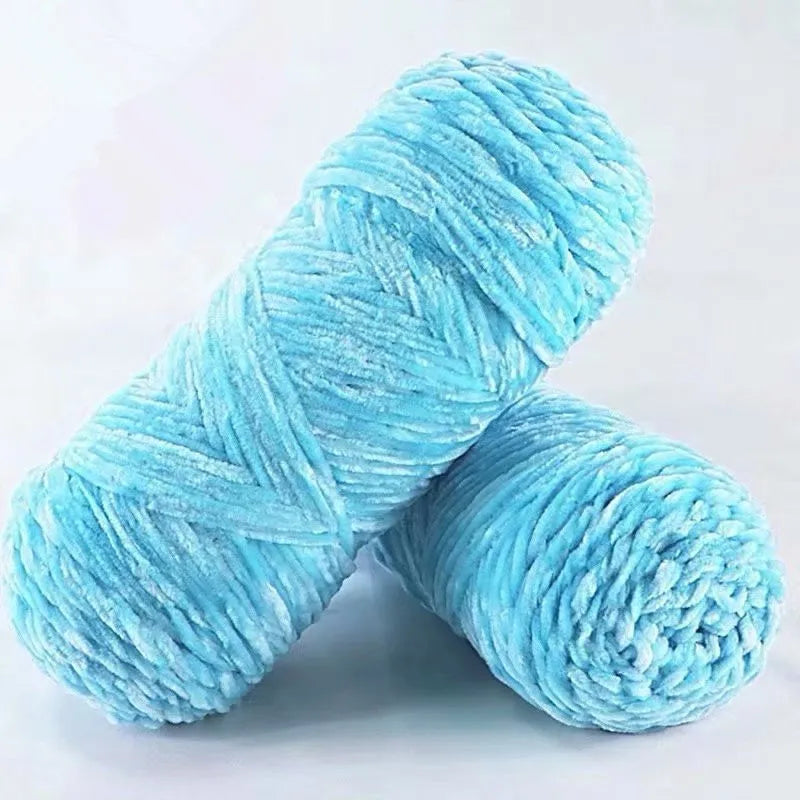 Fil de polyester velours 100g 130m Chenille peluche Amigurumi pour Tricot Dauphin