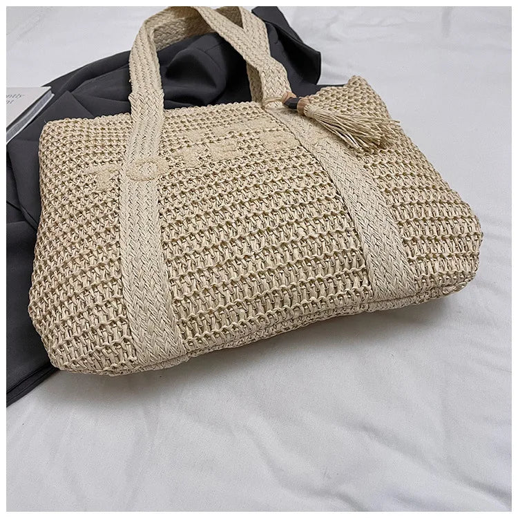 French Style Large Capacity Woven Straw Shoulder Bag For Women Beach Vacation