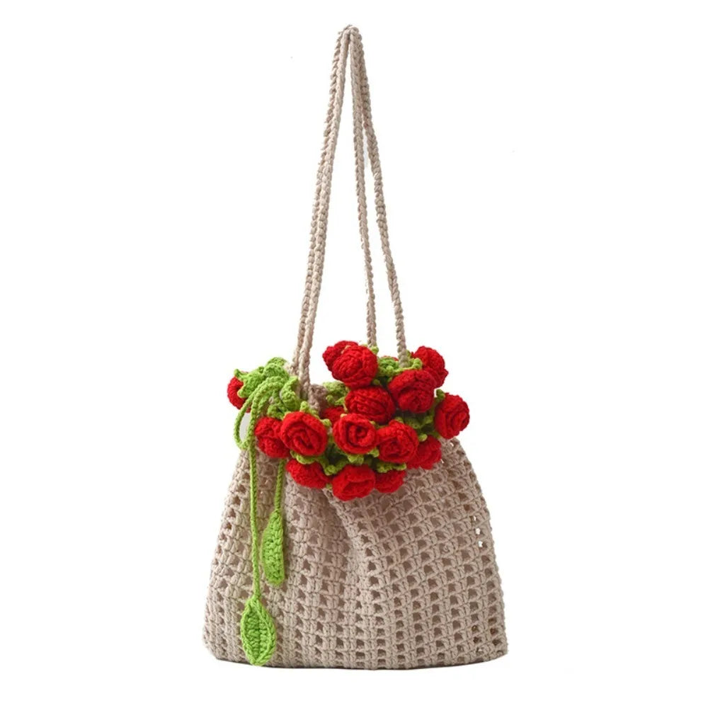 Sac de plage seau en corde crochetée Rose Bohème avec bandoulière fleurie en tricot