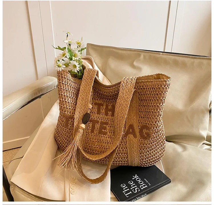 French Style Large Capacity Woven Straw Shoulder Bag For Women Beach Vacation