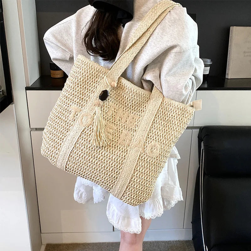 French Style Large Capacity Woven Straw Shoulder Bag For Women Beach Vacation