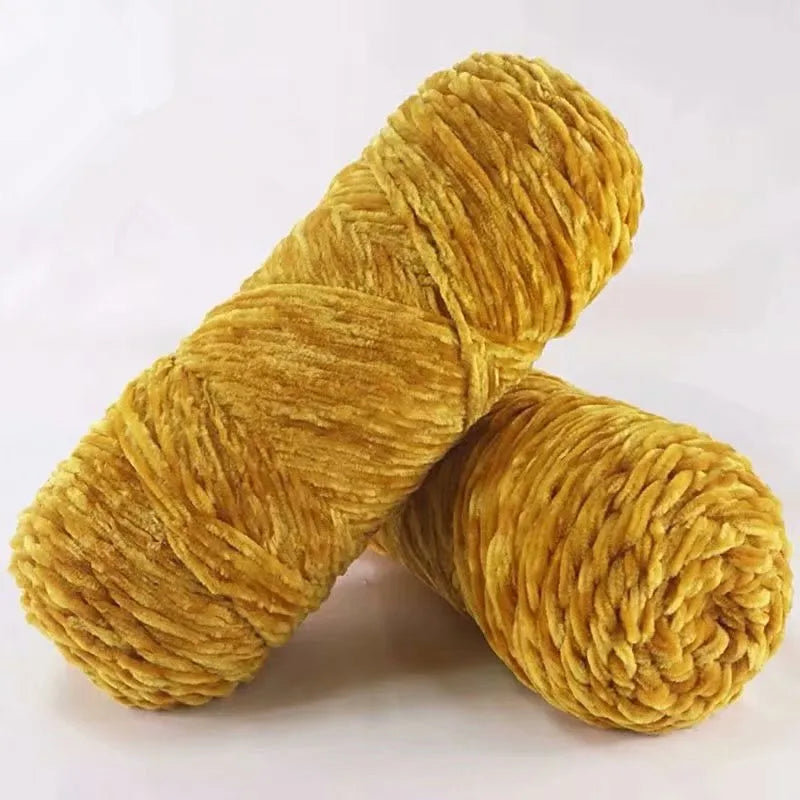 Velvet Polyester Yarn 100g 130m Amigurumi Plush Chenille for Knitting Dolphin