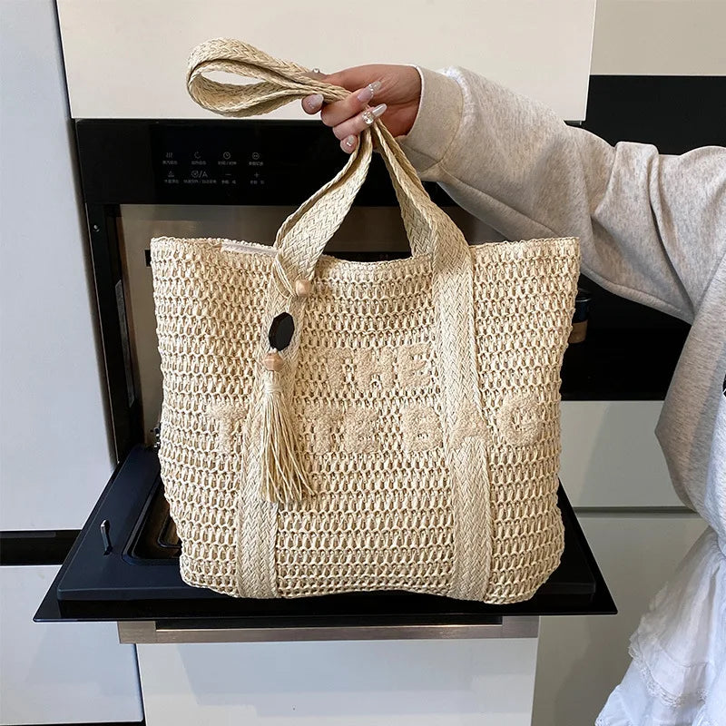 French Style Large Capacity Woven Straw Shoulder Bag For Women Beach Vacation