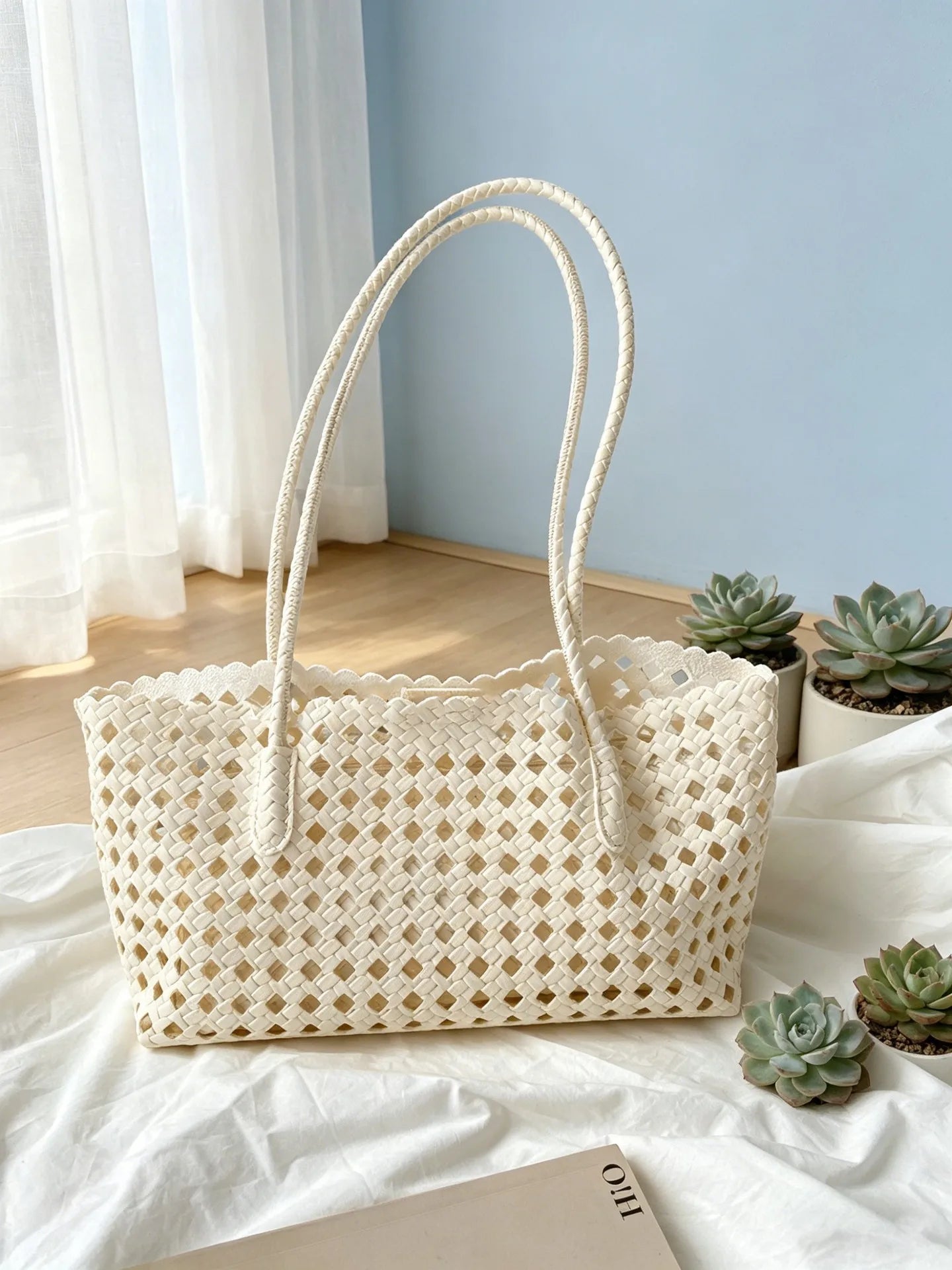 Elegant 2026 Vacation Basket Bag Hollow Out Shoulder Tote Handbag Unisex