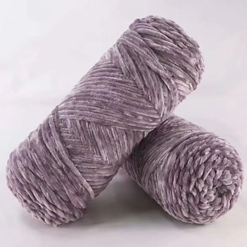 Fil de polyester velours 100g 130m Chenille peluche Amigurumi pour Tricot Dauphin