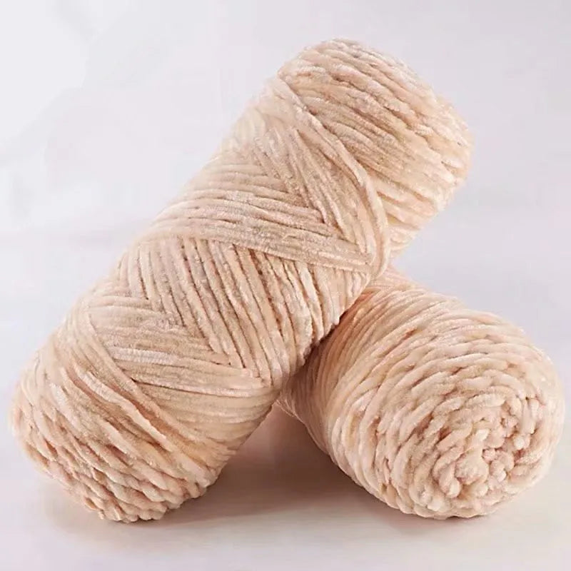 Fil de polyester velours 100g 130m Chenille peluche Amigurumi pour Tricot Dauphin