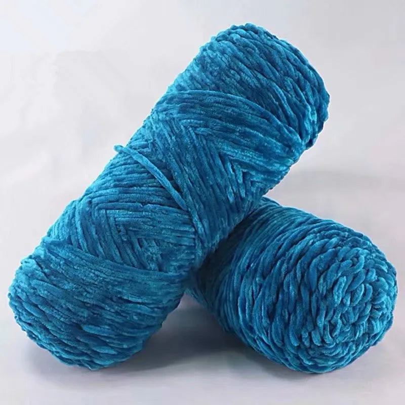 Fil de polyester velours 100g 130m Chenille peluche Amigurumi pour Tricot Dauphin