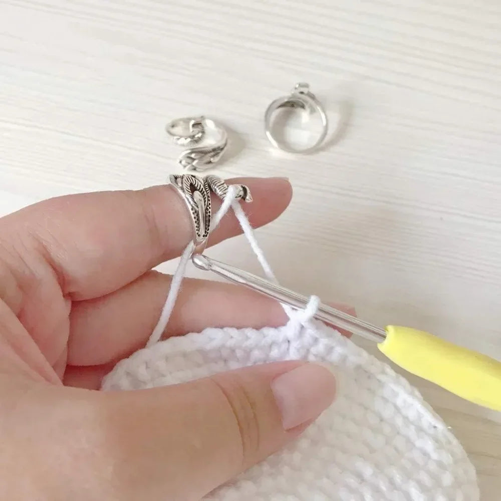 Adjustable Crochet Tension Ring For Beginners Cat Themed Yarn Guide Ring