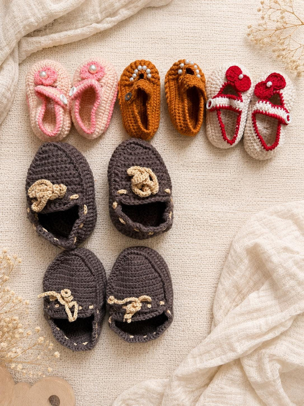 Handmade Crochet Newborn Baby Booties Set, Soft Shoes Gift, Baby Shower Girl